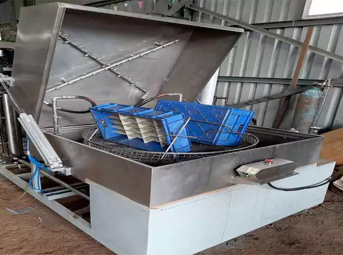 Rotary Type Crate / Bin Cleaning Machine